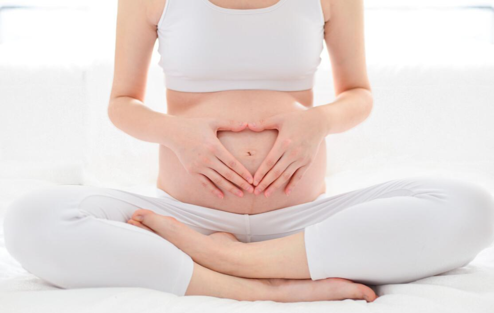 小腹左侧一直疼痛今天检查怀孕了(29岁的王女士怀孕多日，最近老是感觉下腹有些疼痛)