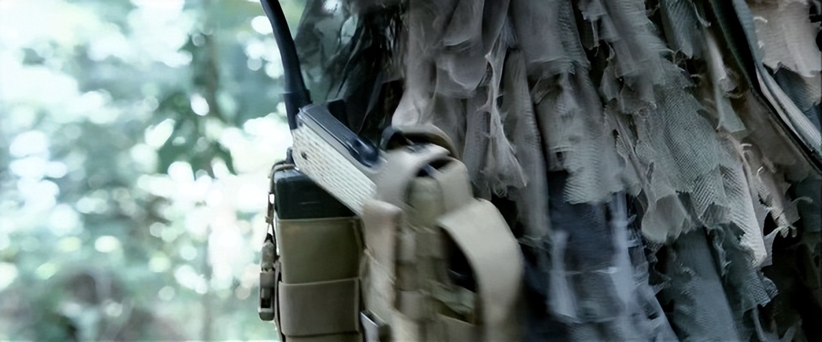 吴京硬汉枪战动作片《战狼》武器解析盘点