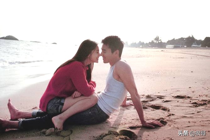 《完美伴侣》中的女性角色都不是省油的灯，扮演者也来头不小