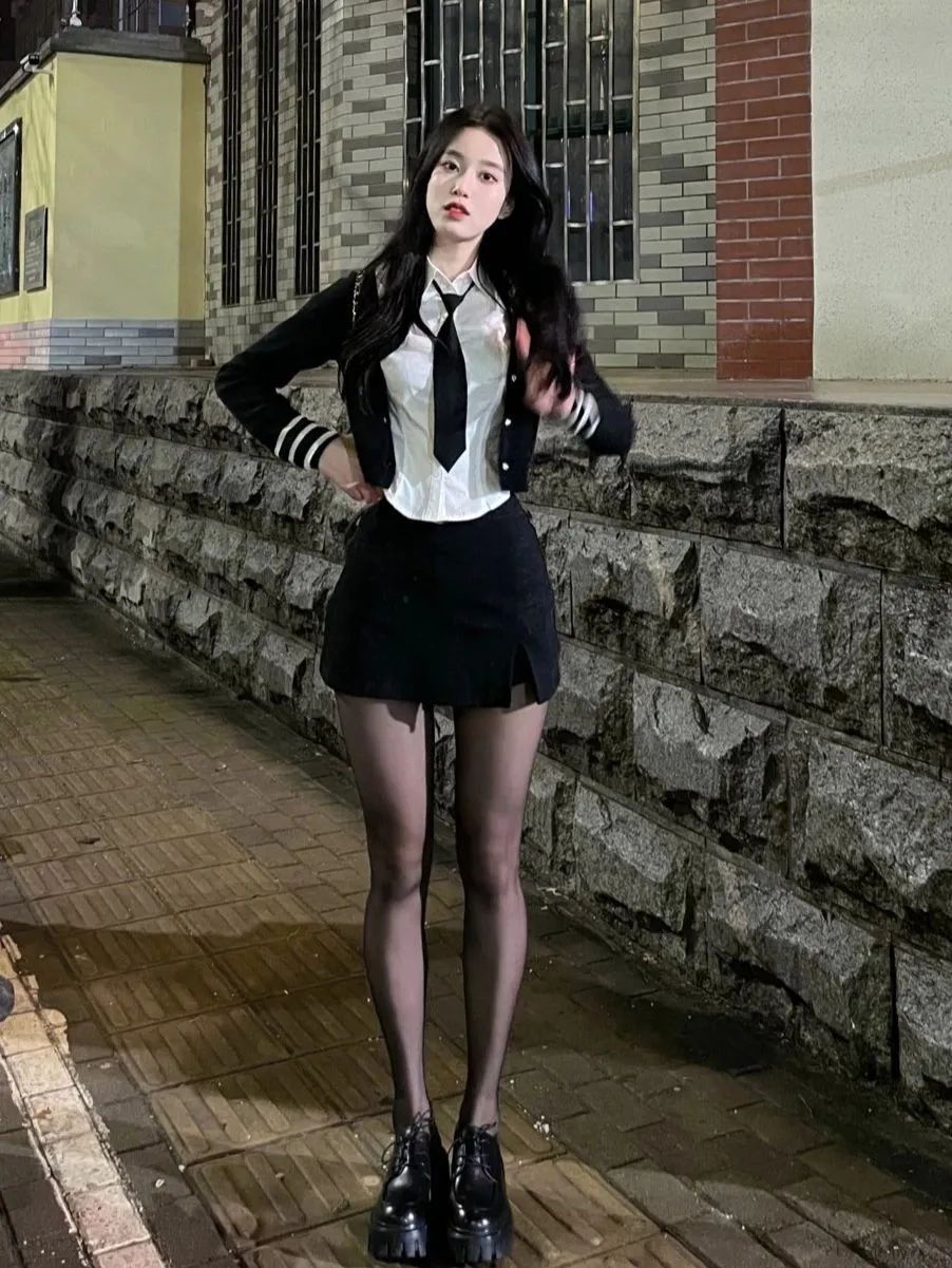 学生党春季穿搭技巧(春季穿搭女学生)
