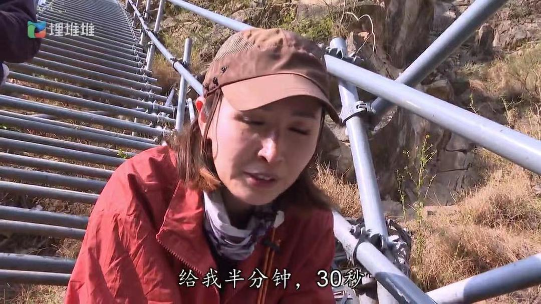 香港回归晚会这9位港星的高光时刻，揭开了娱乐圈3条关键成功法则