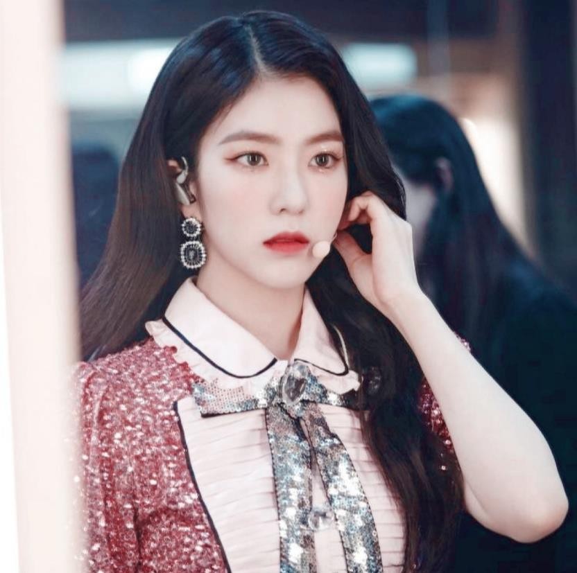 裴珠泫代言仅1年，品牌却急忙换回IU，Jennie接替秀智代言惹争议