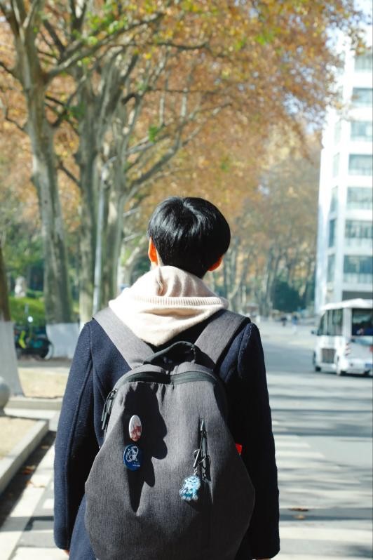 湖北女学霸：沉迷科幻，满分拿下高数，包揽各类奖学金，还保研985深造！