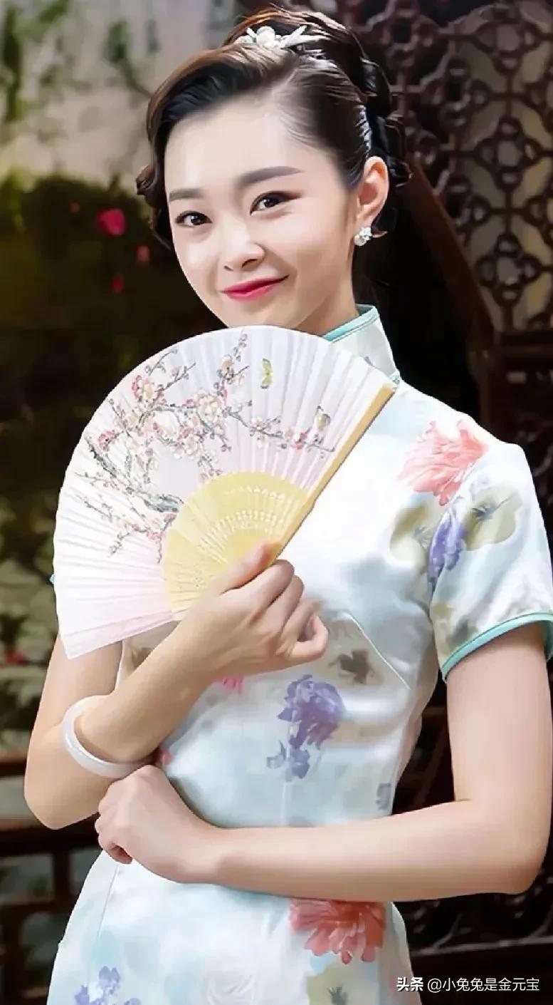 宋轶姐姐天生适合穿旗袍