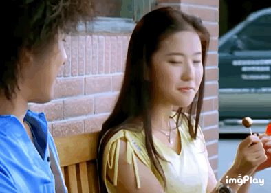 黄磊为女儿进圈铺路？黄多多配音拍戏演话剧，但总是少了点灵气？