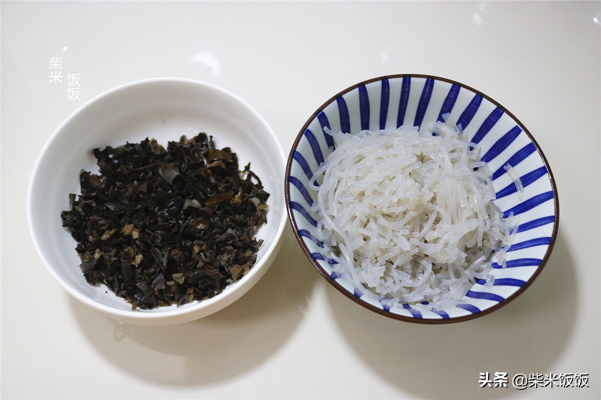 白菜包子这样做，不放一点肉，美味赛过大肉包，太好吃了