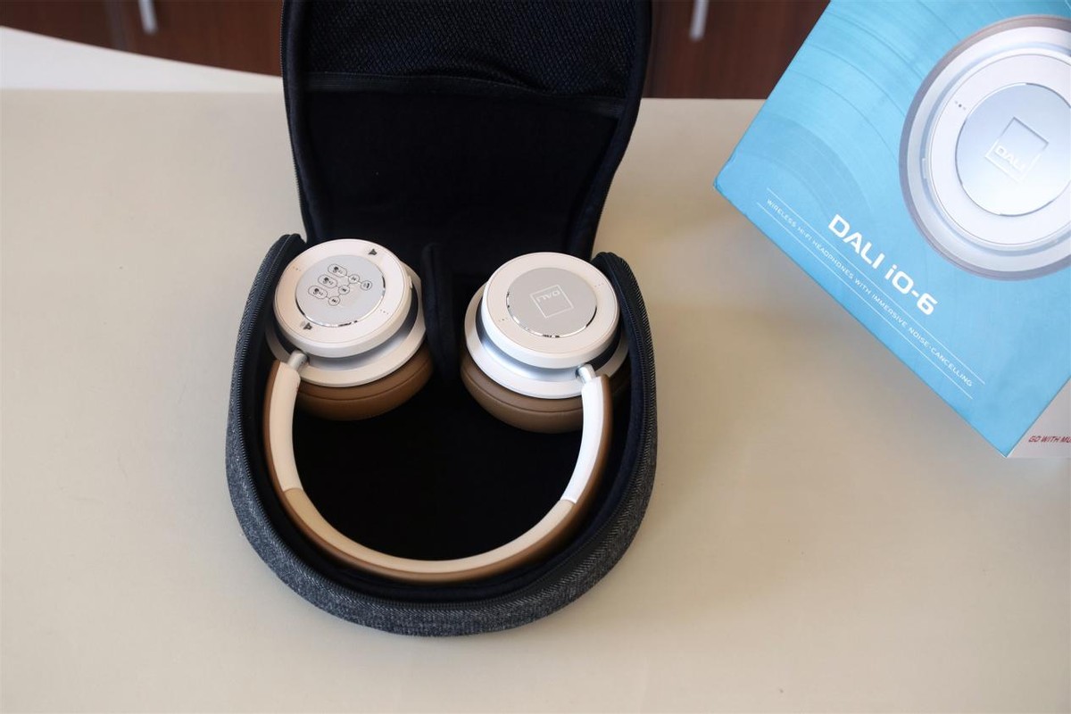 达尼IO-6头戴式蓝牙耳机上手体验：不算惊艳，但声音耐听
