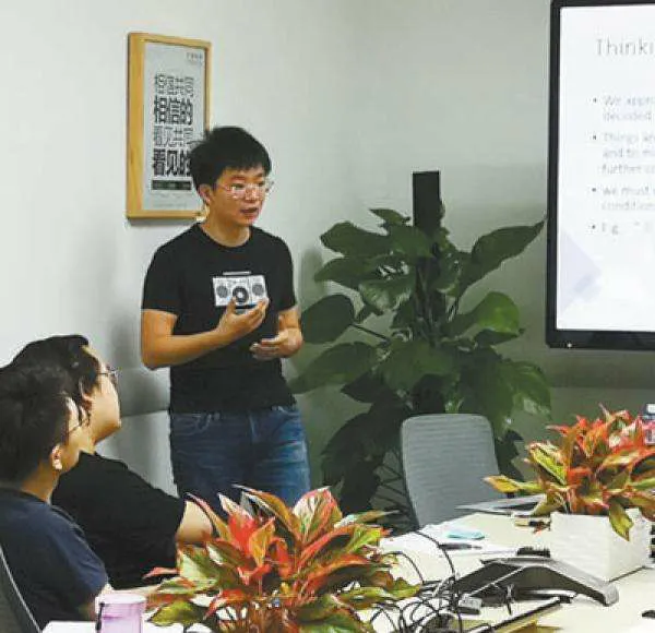 为什么那么多人宁愿打工不创业(为什么有那么多收入低的年轻人宁愿继续打工而不创业？)