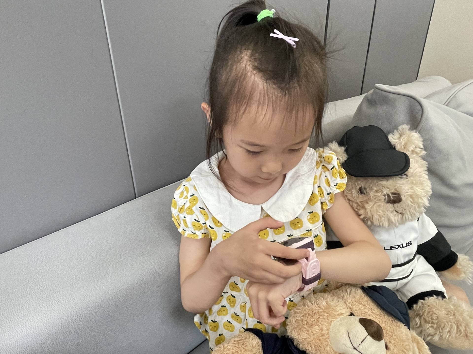 六一儿童节礼物：能上微信的360儿童电话手表10X体验