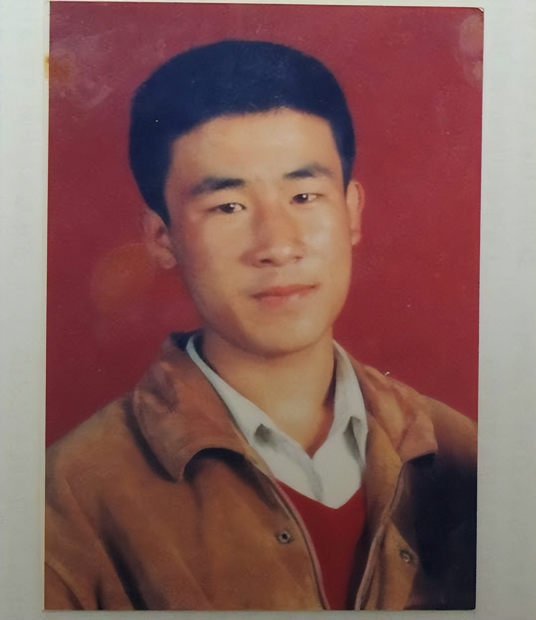 “呼格案”专案组长冯志明的双面人生：贪腐近4000万，被判18年