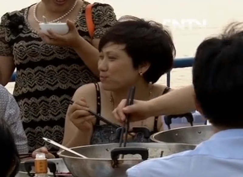 2008年，湖北男子花20万买了一条受伤的鲶鱼，3年后靠它年入1亿元