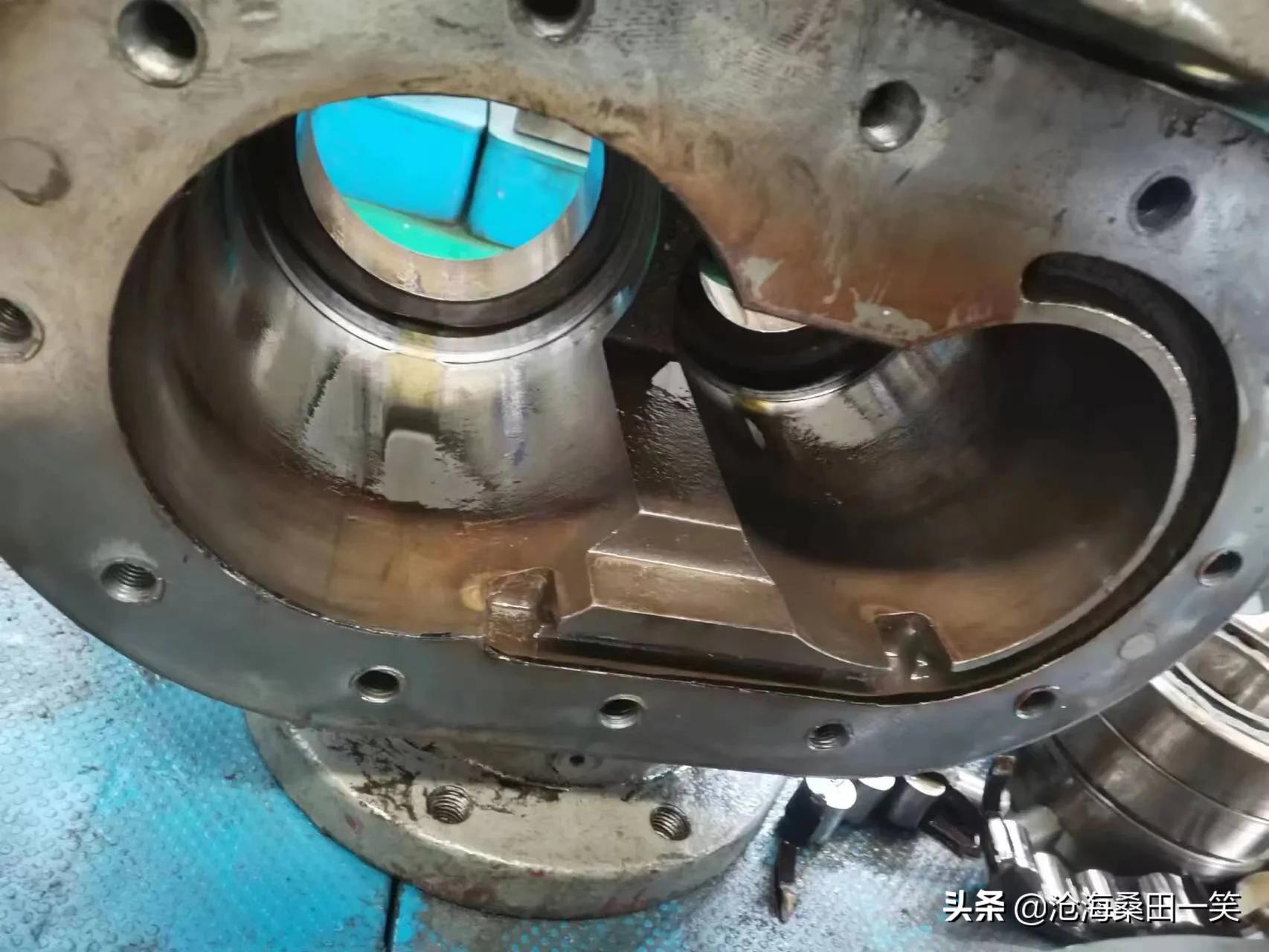 拆解修理空气压缩机