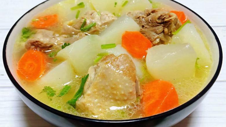 疫情期間,除了通過運動增強免疫力外,還需要吃這2種食物