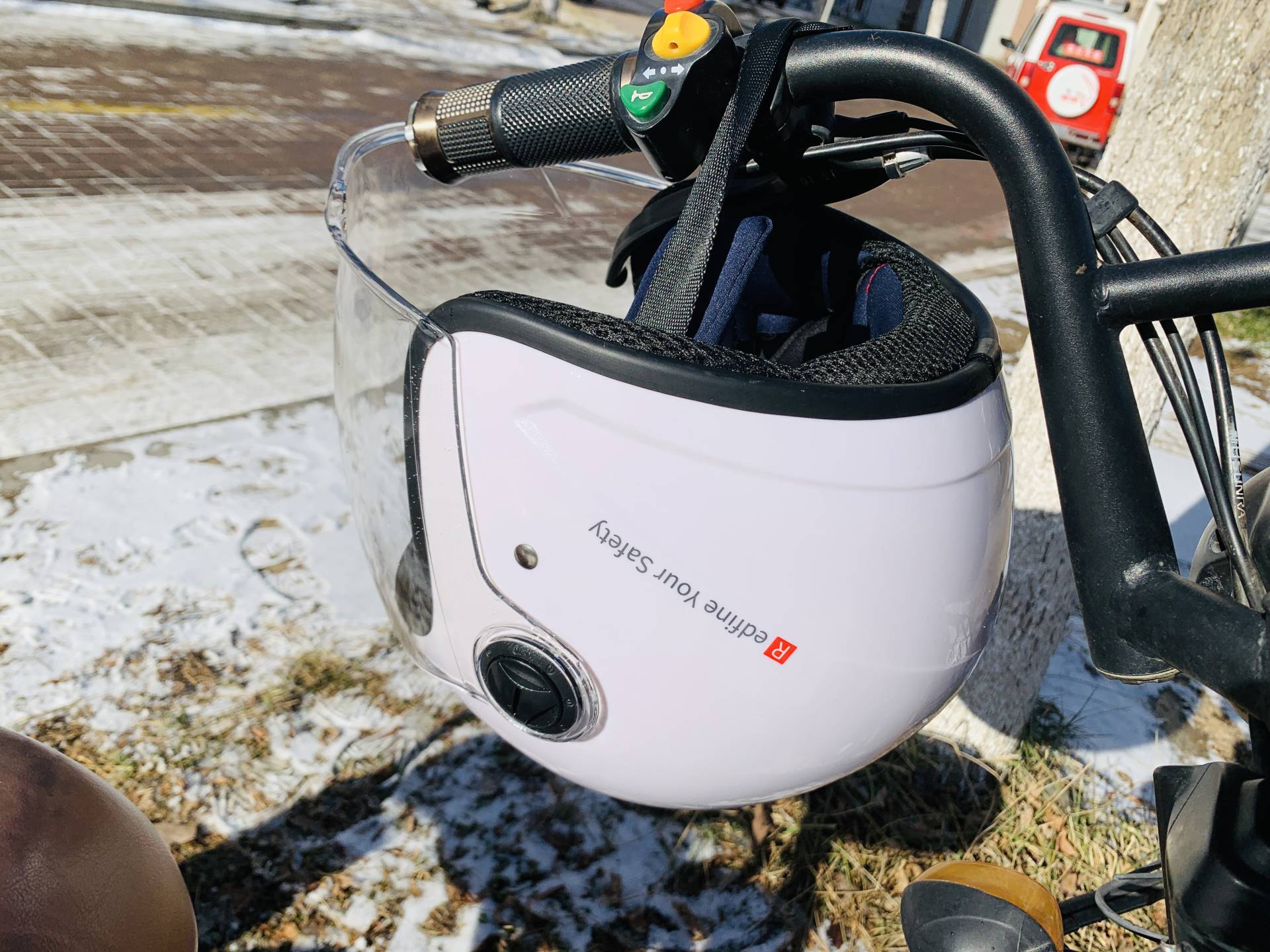 四季皆宜 安全出行—Smart4u电动车/摩托车安全头盔体验