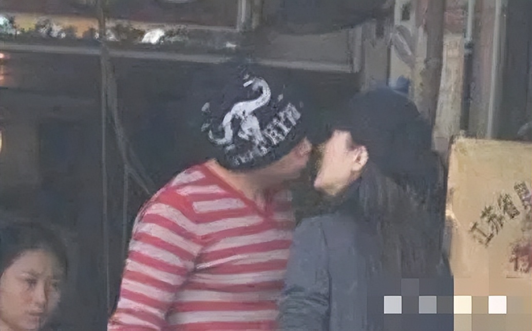 夏雨：与离异父母有隔阂，与高圆圆传绯闻，娶到袁泉三生有幸