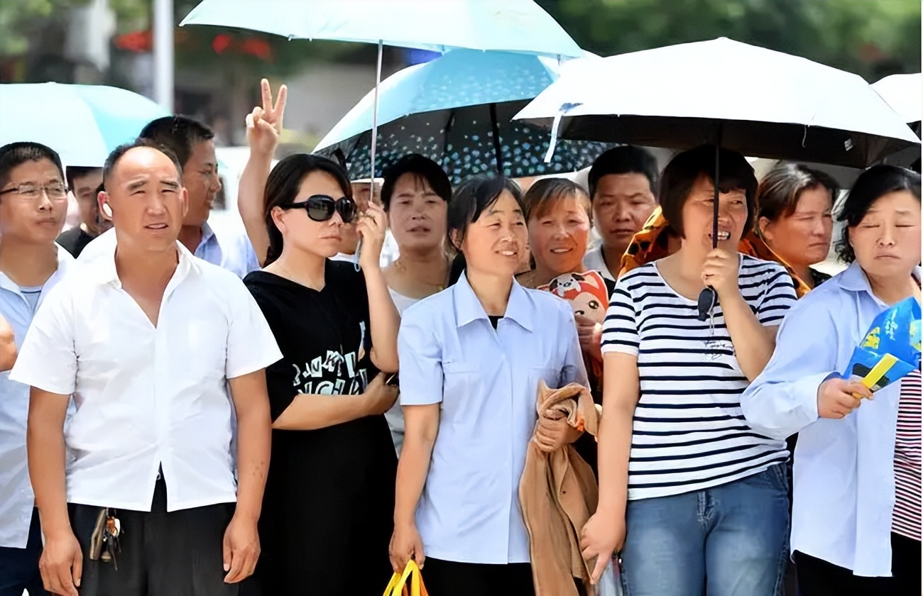 中考和高考当天，家长有必要“全程陪考”吗？资深班主任这样说