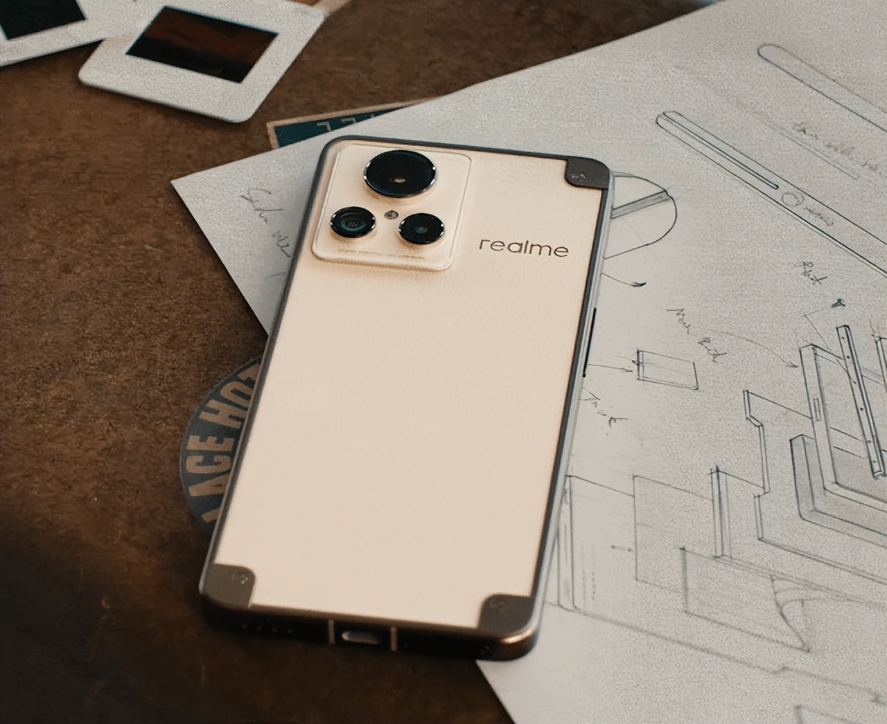 颜值和实力并存！下半年可以闭眼入的三款手机