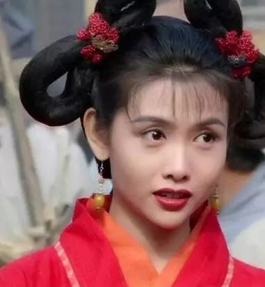 给最惊艳的“13位港姐”排个名：邱淑贞仅第4，张曼玉垫底了