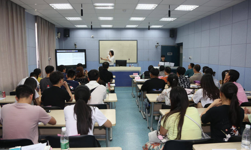 “编制”迎来新调整，三大岗位或将变成合同工，教师行业首当其冲