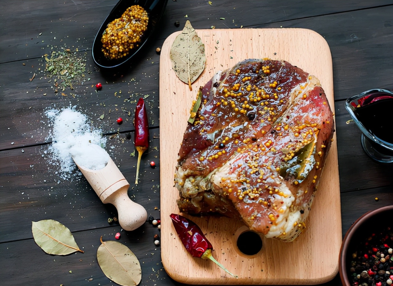 为什么医生不建议多吃肉呢？提醒：这4种肉，能不吃尽量不要吃
