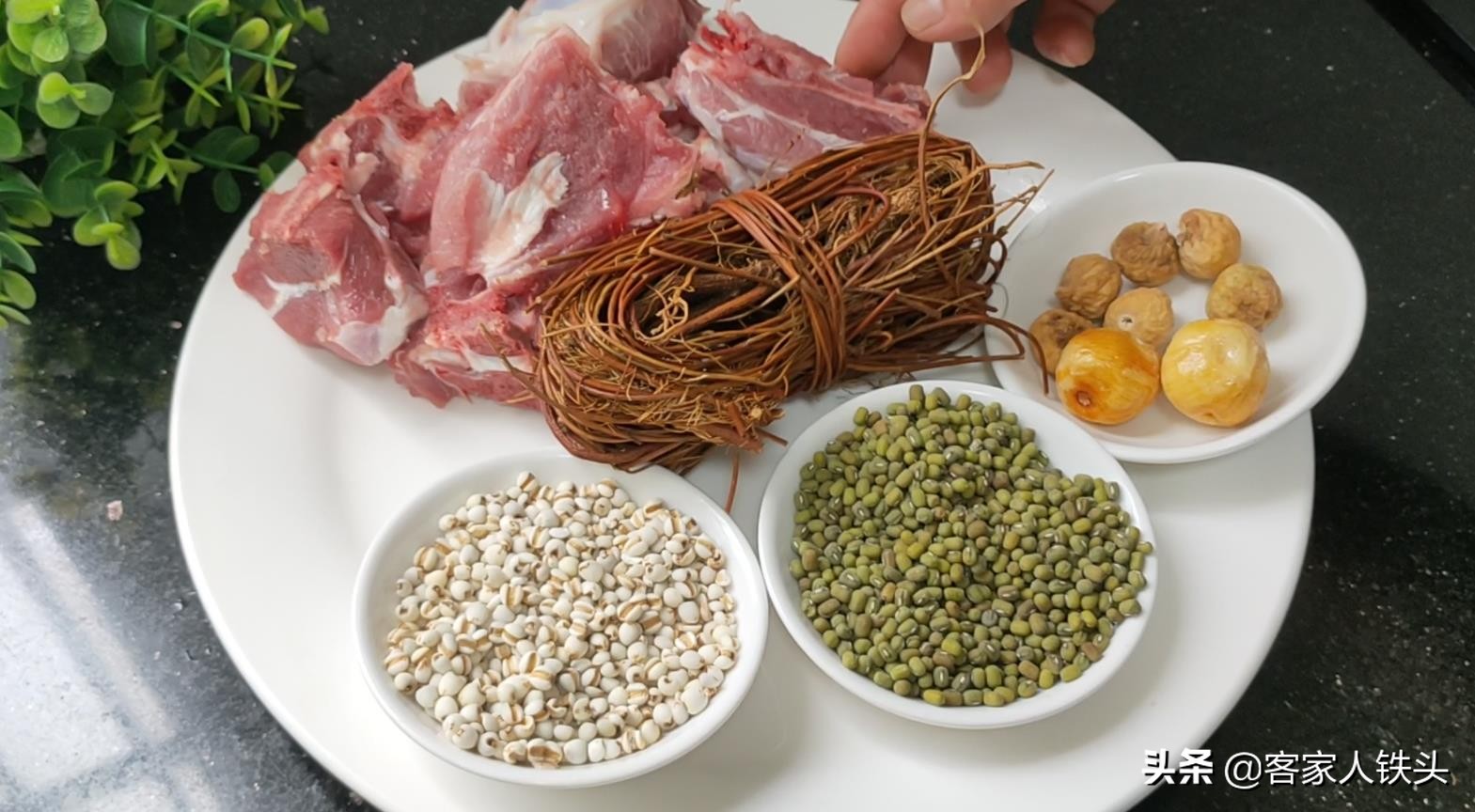 夏季喝汤？广东人最讲究，手把手教你一锅解暑靓汤，营养好喝简单