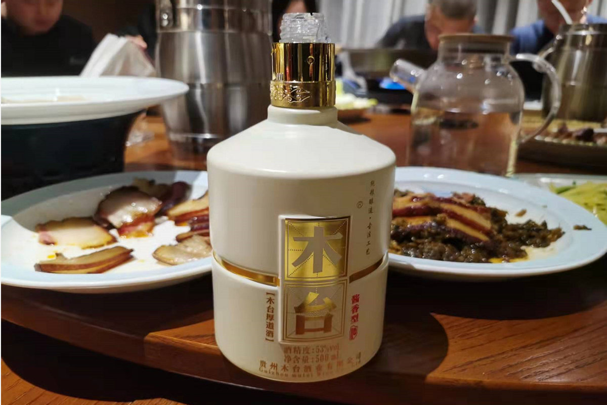 四川人除夕夜喝什么酒？五粮液并非首选，而是这4款纯粮好酒