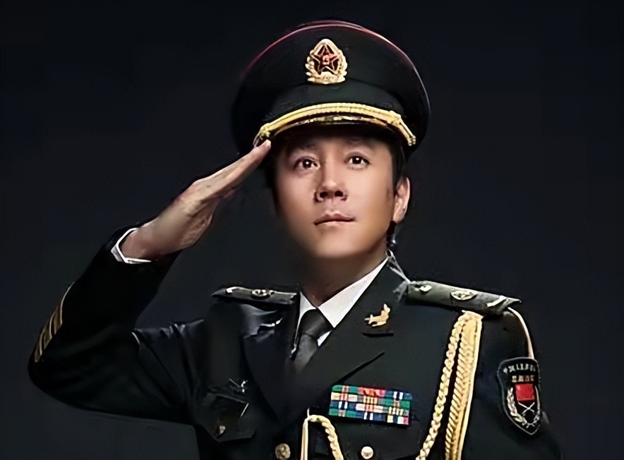 不仅名气大，军衔也高到吓人！这12个明星，个个一身正气堪称清流