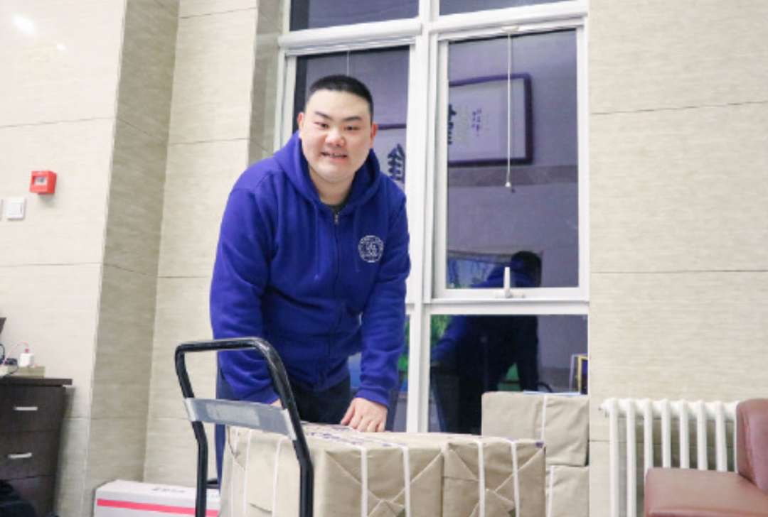 北大保安亮绝招，六年六战过法考，下一站是人大硕士