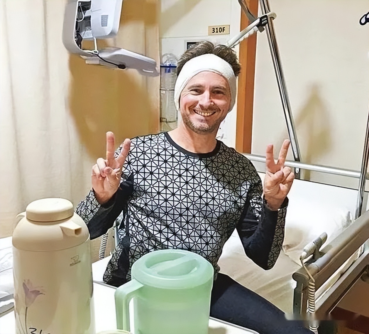 TVB「御用鬼佬」与妻先后患病不敢生育 为治疗欠80万巨债