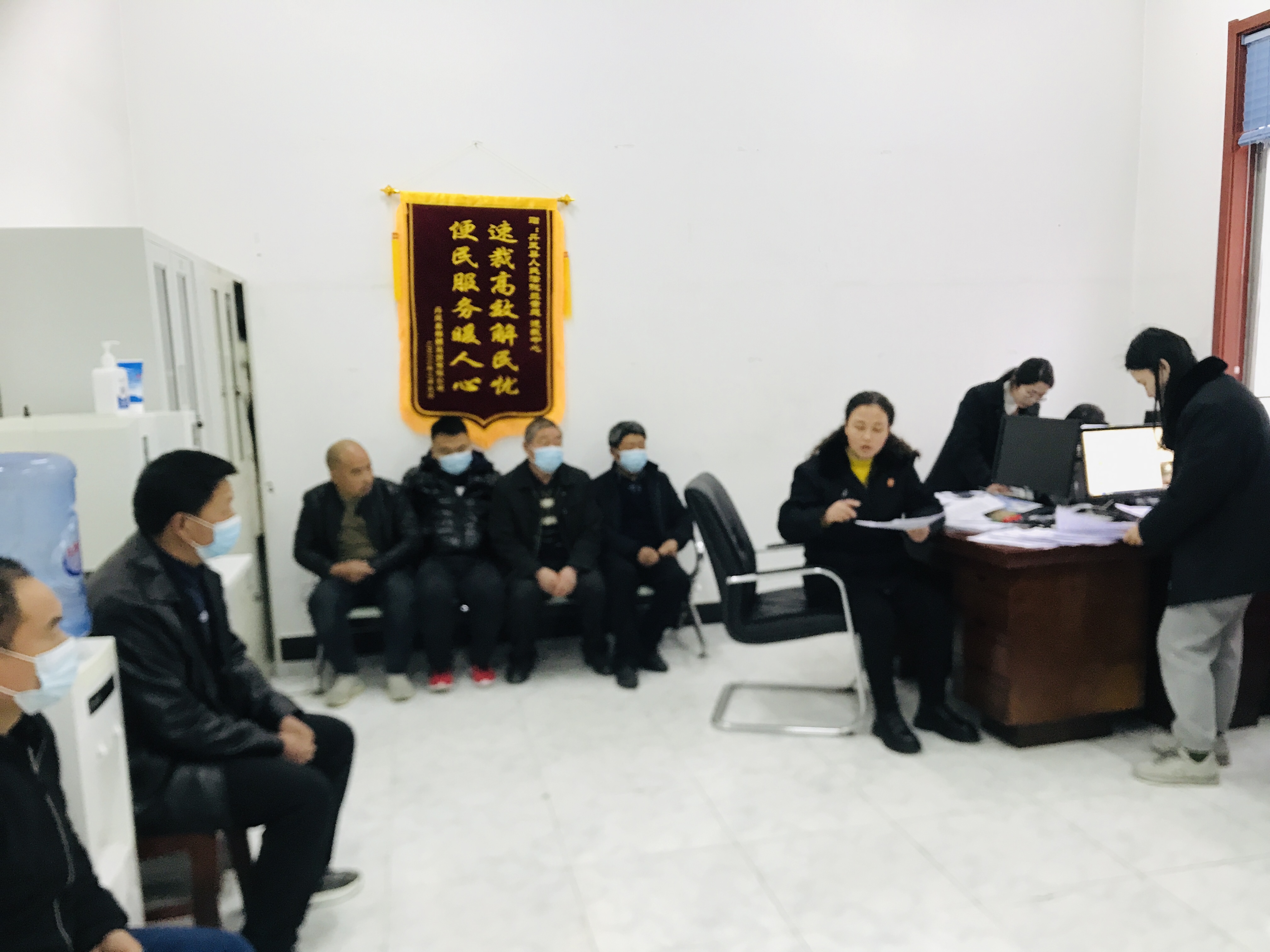 丹凤法院“一站式”办理农民工维权案件，助力春耕生产