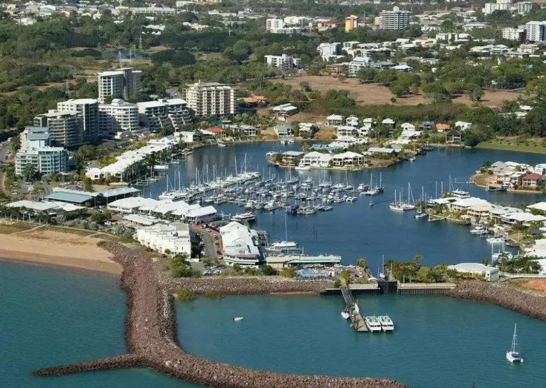 ����������˺�ٴ���ĸۡ�����Լ������Լ�⳥��ˣ���ͷ�