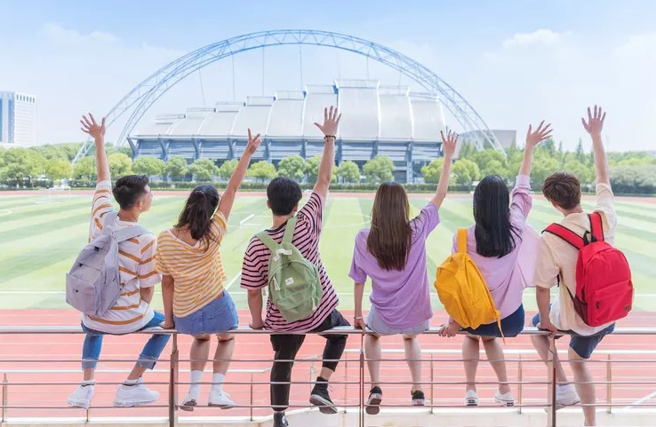 不竞选职务，不参加社团，00后大学生“佛系”上学，都在想啥呢？