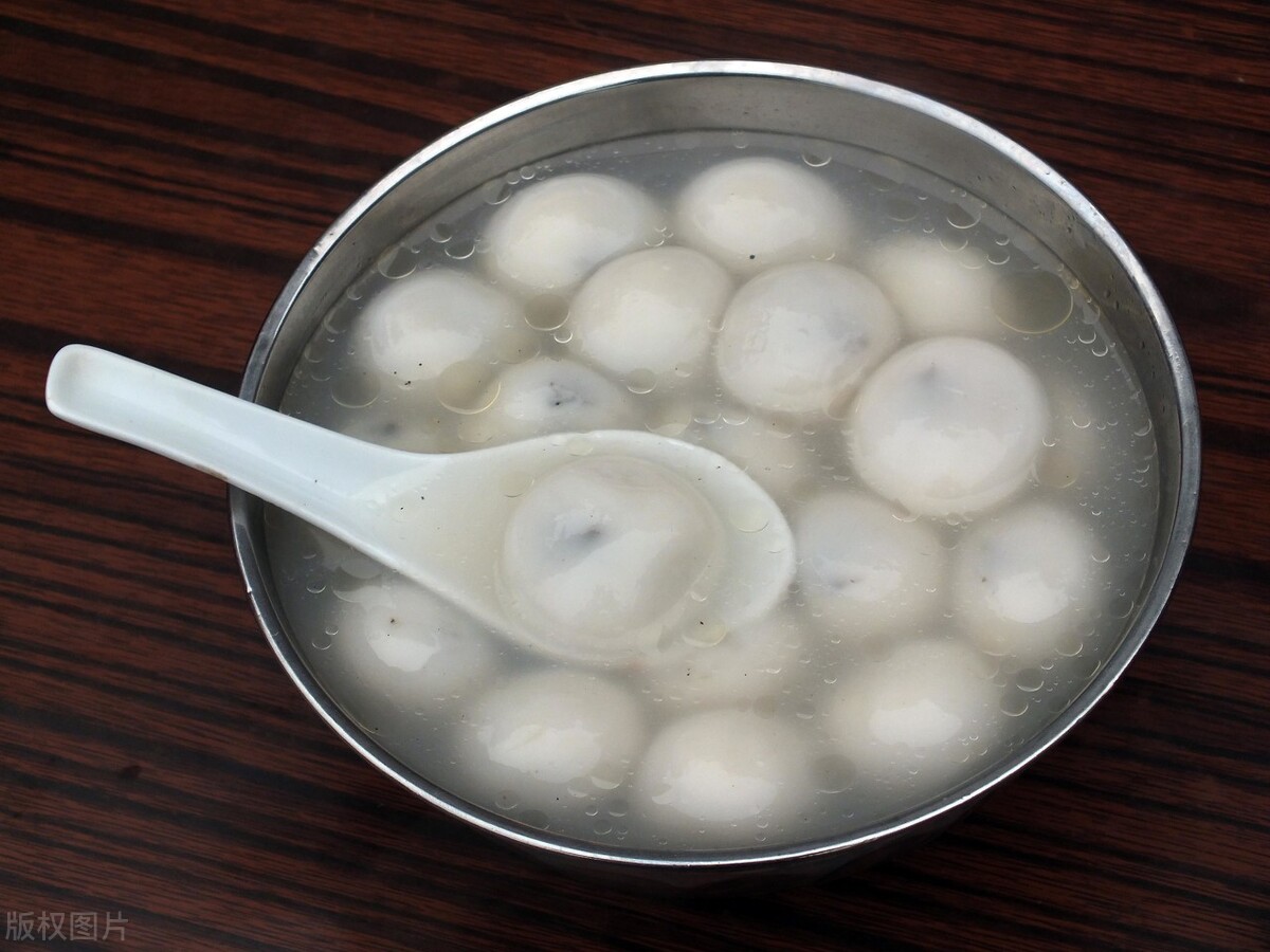 煮汤圆，冷水下锅还是开水下锅？总有人不懂，学会了再煮也不吃亏
