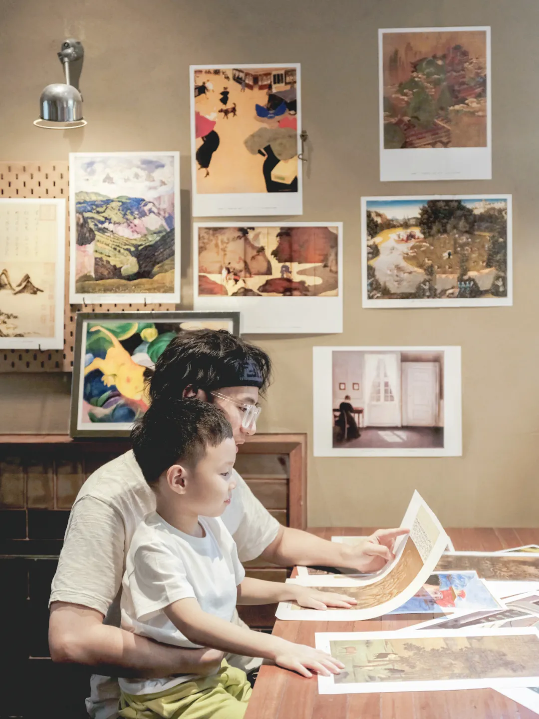 装饰画怎么选择质量好的（买装饰画需要注意什么）