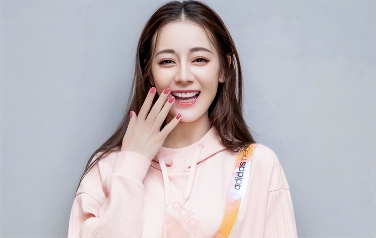 迪丽热巴杨洋在谈恋爱？因戏生情隐藏秀恩爱，粉丝：这对CP我磕了