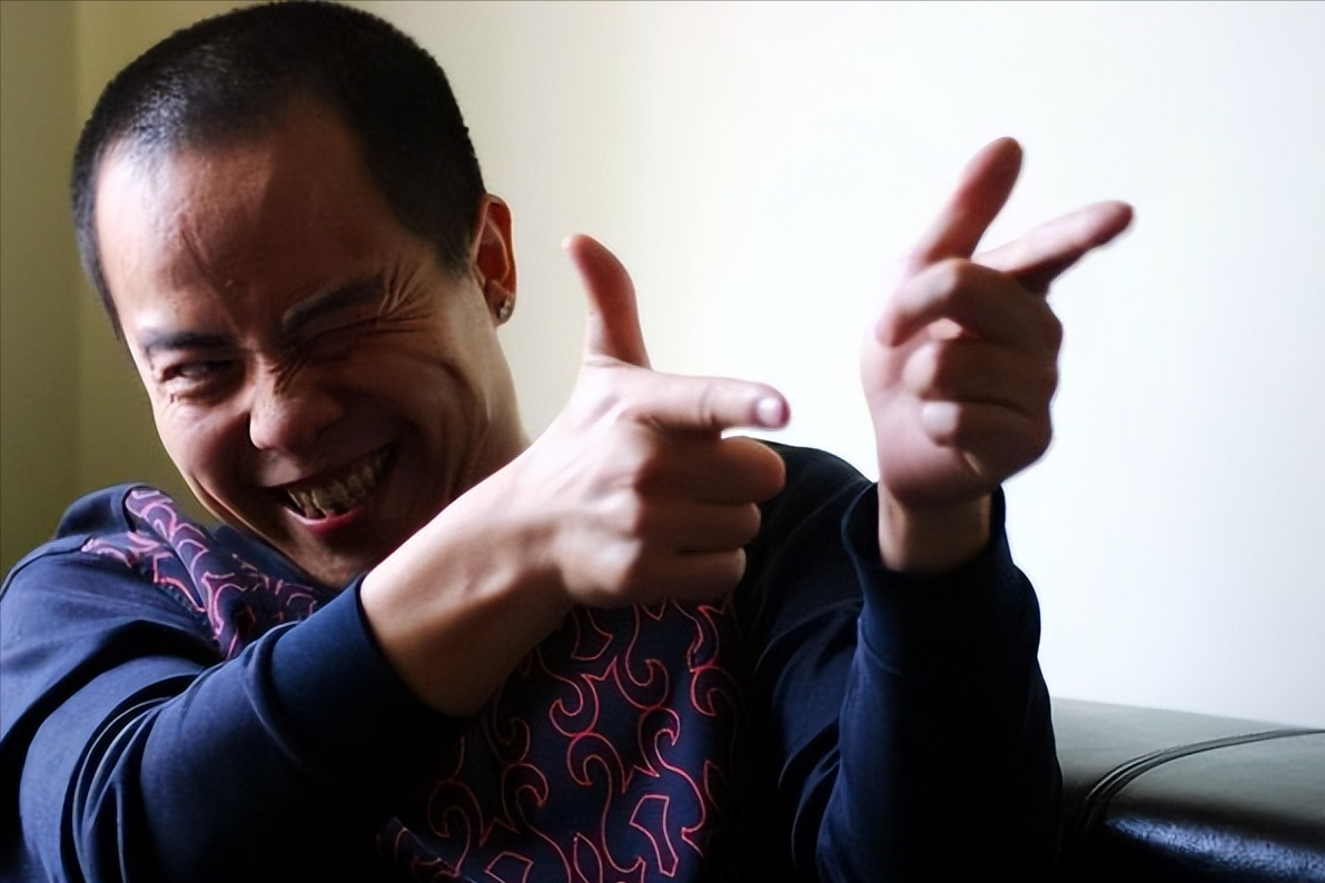 离开德云社的人各有理由，曹云金为利益，徐德亮比他还觉得不平衡