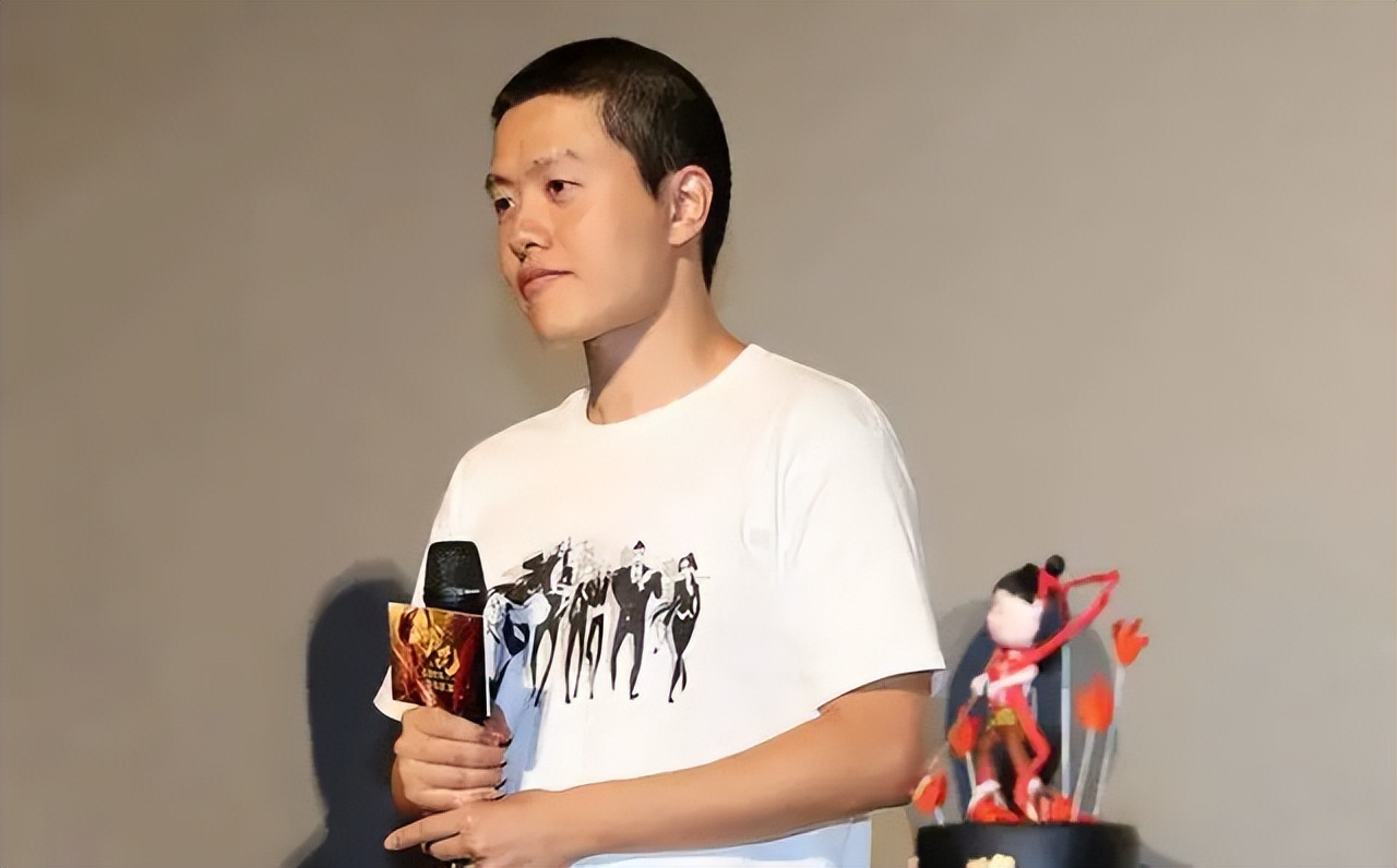 功成名就的他们，也曾是“家里蹲”