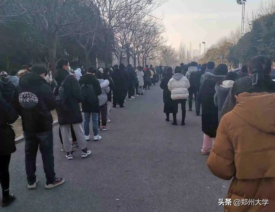 求是 担当 | 疫情防控中郑大学子的静气！