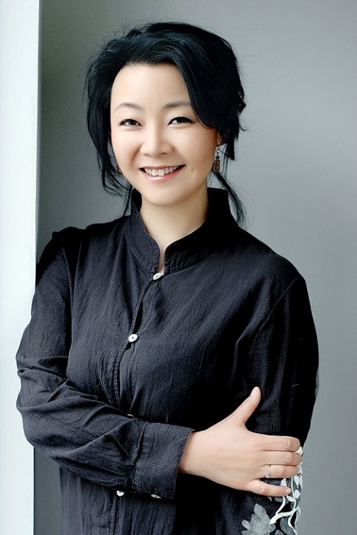 这10位母亲专业户，烟火气又不失魅力，都是中国人心中母亲的模样