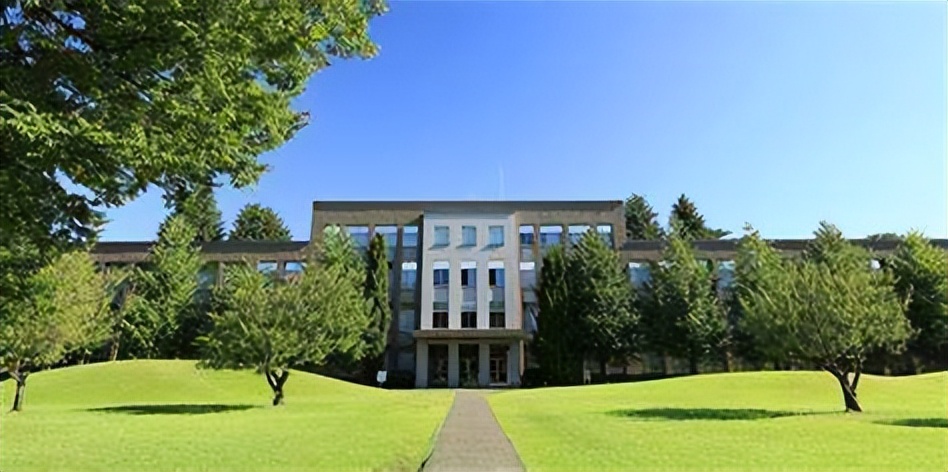 日本留学不知该如何选校？看看这几个！毕业后收入最高的十所大学