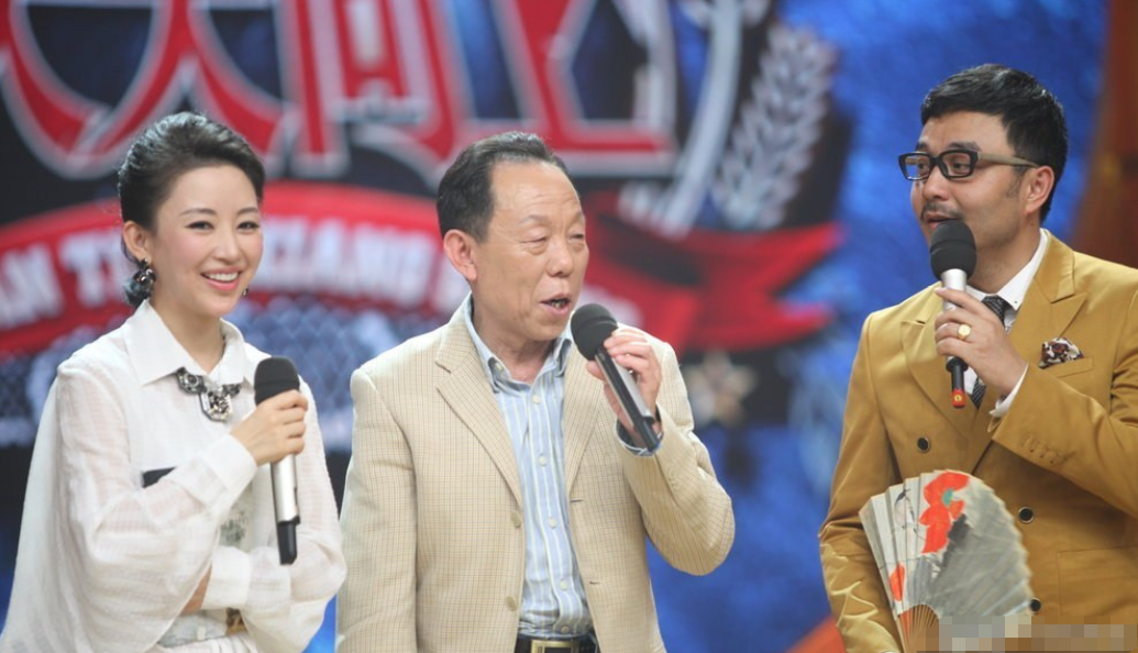 “九球天后”潘晓婷：40岁身价8亿，父亲才是她婚姻路上的绊脚石