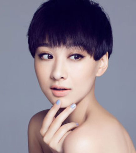 同样是“厚刘海”，把杨紫胡冰卿和杨幂放在一起，差别不止一点