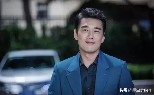 演不了“穷人”的男星，网友：气质太贵族了，一看脸就知道有钱