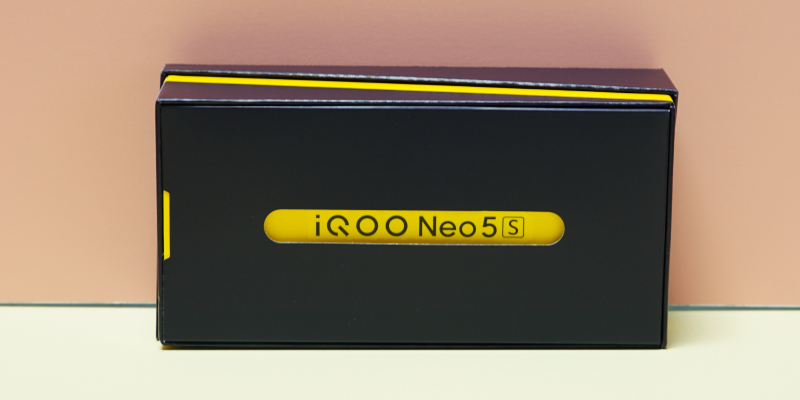 遊戲、拍照和快充，我全都要：iQOO Neo5S 上手