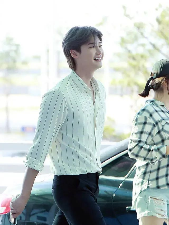 这对终于结婚，全网祝福！但男方婚后怎么变化这么大？