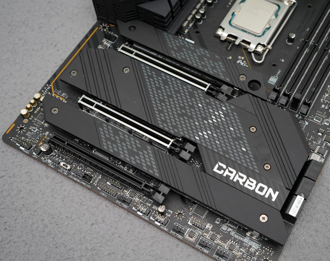12代酷睿平台，D4内存+PCIe 4.0 SSD才是当下正选？
