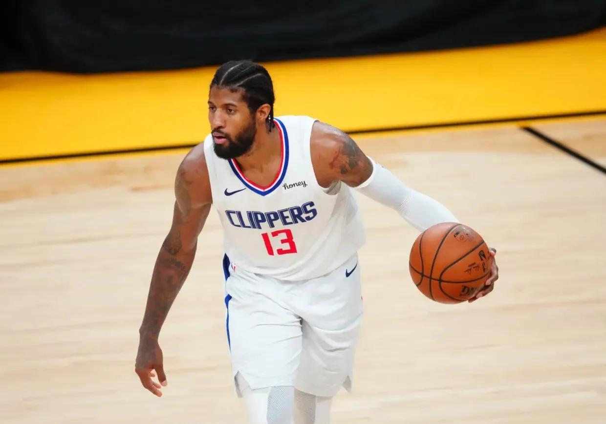 最强nba选秀的球星有哪些(美媒列出了NBA近20年选秀中每年最好的三名球员，姚明入选)