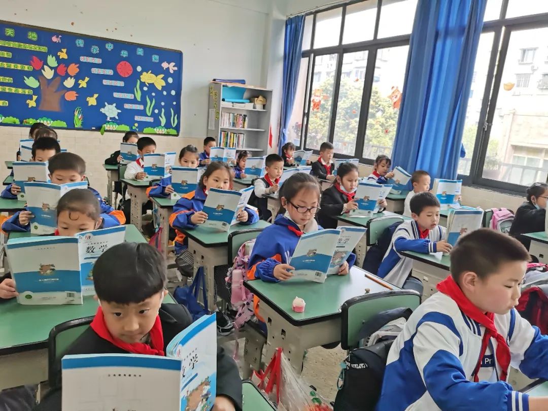 书香润泽生命 阅读成就未来｜记成都市双流区棠湖小学之书香班级