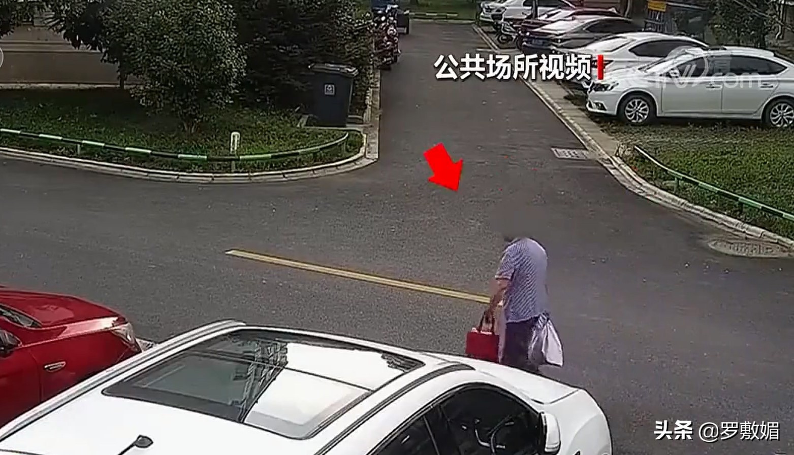 2020年，老人晕倒保安热心送医院，子女状告物业和保安，索赔49万