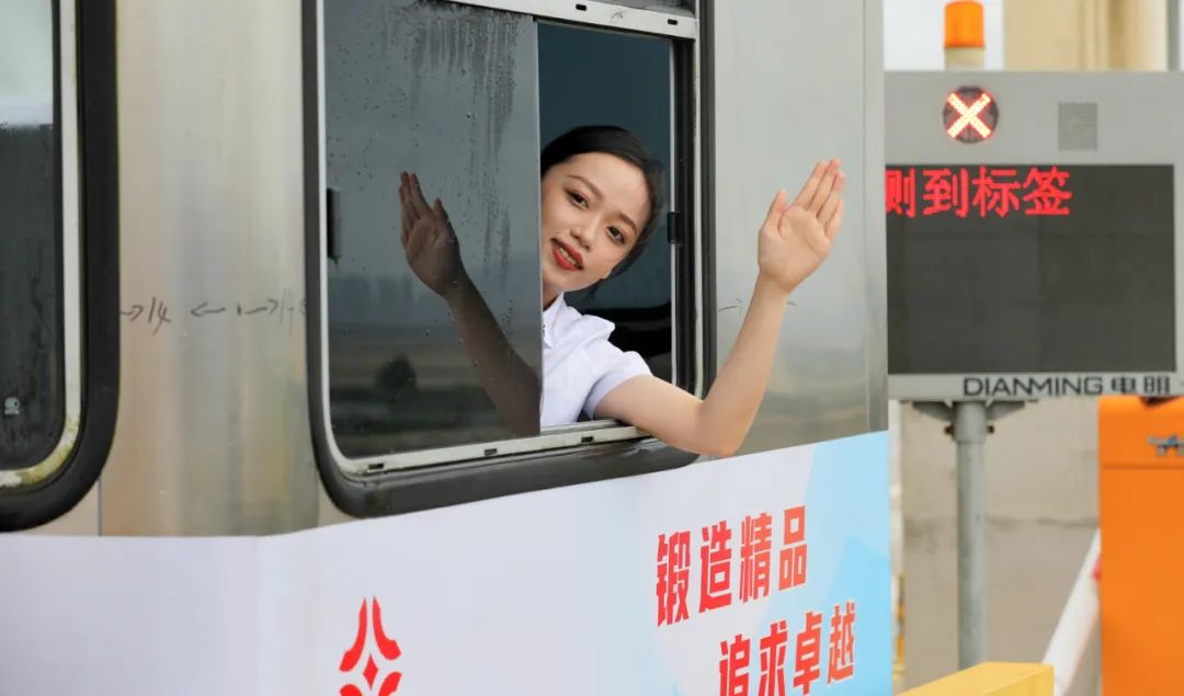 洪鹤大桥etc收费(洪鹤大桥、鹤港高速正式收费！周六起正式收费)